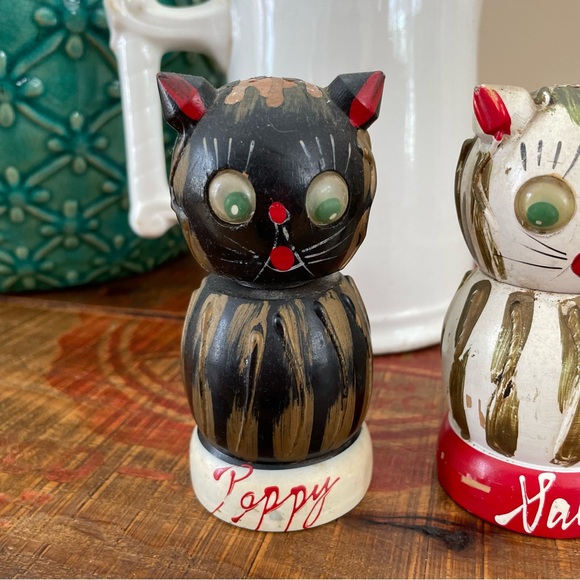 Vintage Napco Kitschy Kitty Salt & Pepper Shakers🐈‍⬛❤️ - Picture 2 of 14